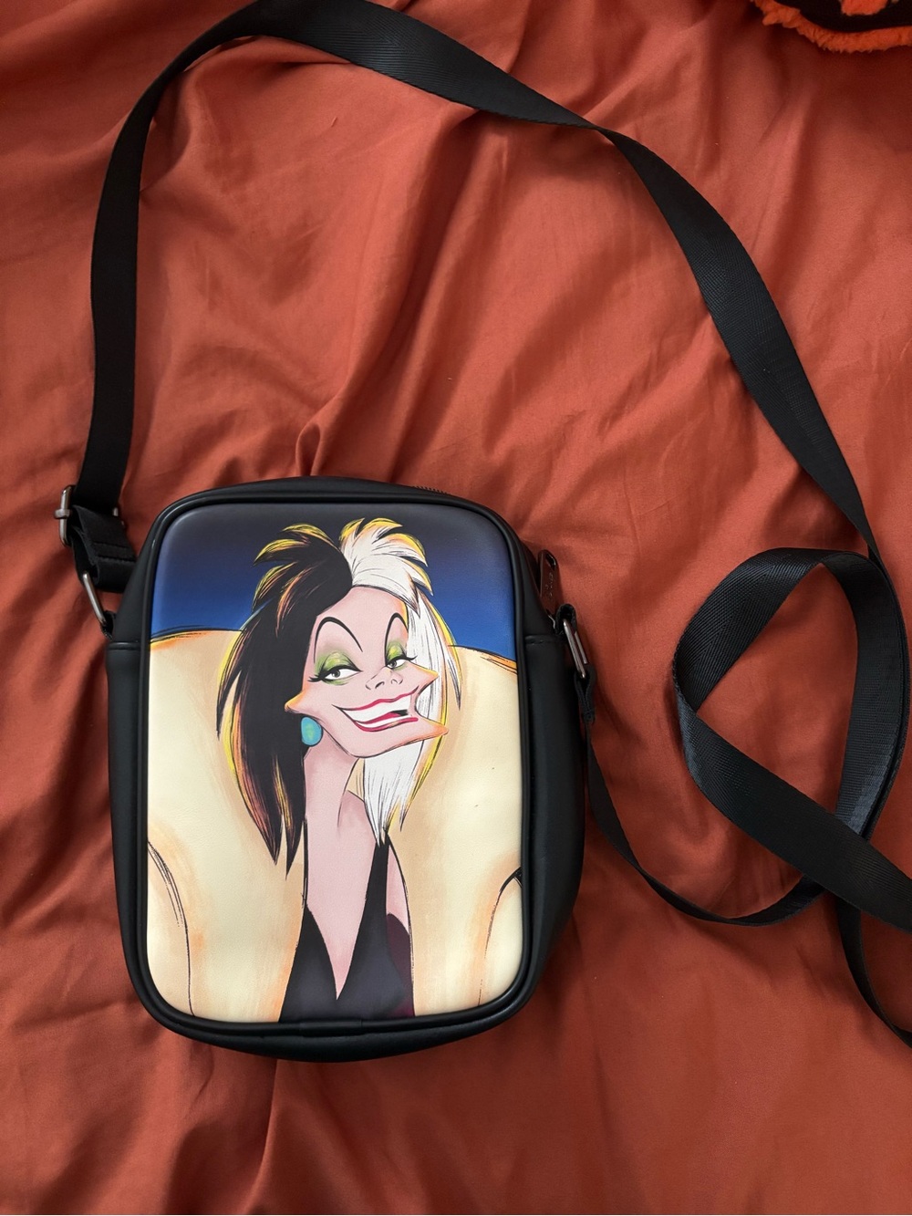 Disney Black Crossbody Bag with Cruella Deville Artwork